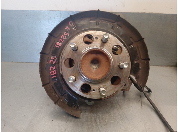 Recambio de mangueta trasera derecha para hyundai i30 1.4 cat referencia OEM IAM 527202H000 527202H000 