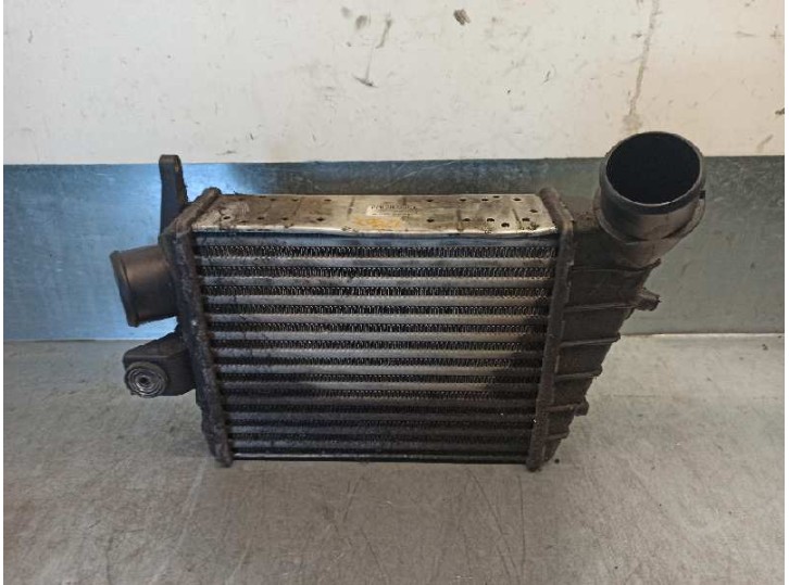 Replacement intercooler for Alfa Romeo 156 Sportwagon 2.4 JTD 20V Distinctive OEM IAM reference 6068677380 