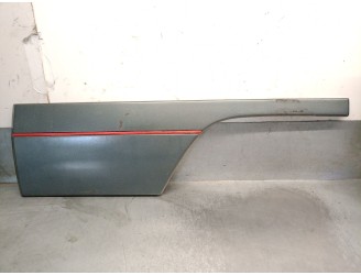 Recambio de molduras traseras para renault 5 (b/c40) 1.1 referencia OEM IAM 7700783749 7700783749 