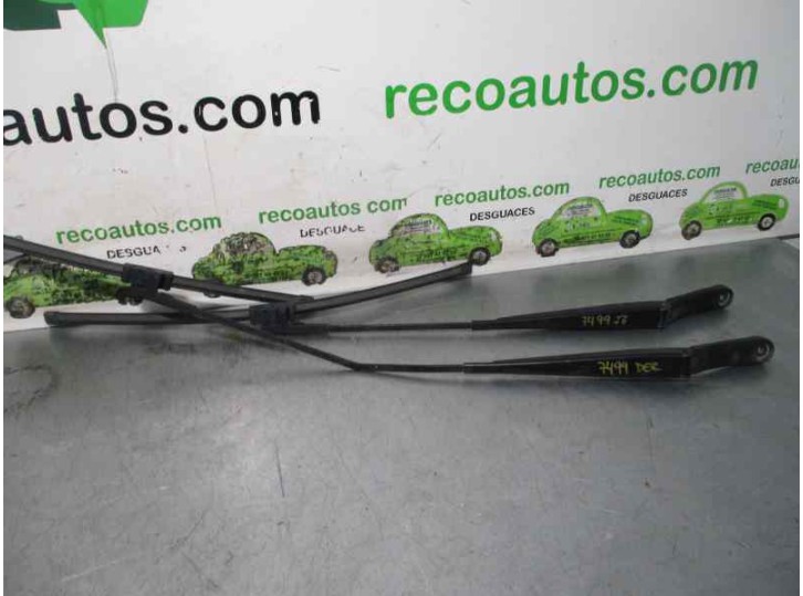Replacement right front wiper arm for Volkswagen Caddy KA/KB (2K) 1.9 TDI (BSU) OEM IAM reference 