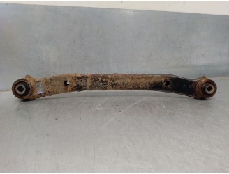 Recambio de brazo suspension superior trasero izquierdo para hyundai i30 1.4 cat referencia OEM IAM 551002G000  