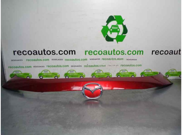 Recambio de molduras traseras para mazda cx-5 2.5 cat referencia OEM IAM KB7W50811 