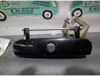 Recambio de maneta exterior porton para volkswagen polo (9n3) 1.4 tdi referencia OEM IAM 5Q6827601B 