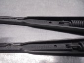 Recambio de brazo limpia delantero derecho para mg serie 600 (rh) 2.0 cat referencia OEM IAM 56103937 56103917 