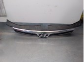 Recambio de rejilla delantera para hyundai i30 1.4 cat referencia OEM IAM 863512R000 