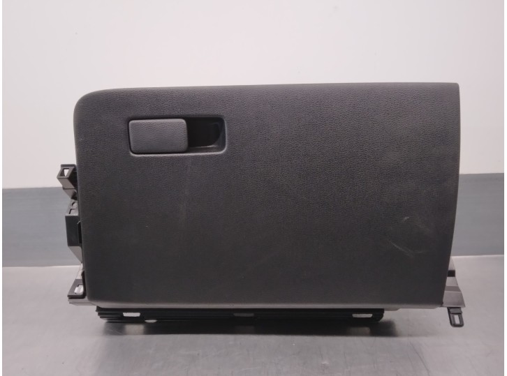 Recambio de guantera para kia xceed 1.4 tgdi cat referencia OEM IAM 84540J7000WK 
