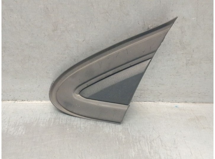 Recambio de molduras delanteras para volvo v40 hatchback (525) d2 referencia OEM IAM 31416473 31416473 