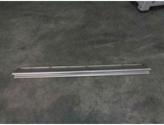 Recambio de spoiler talonera lateral derecha para kia sportage 2.0 turbodiesel cat referencia OEM IAM K02950830B 