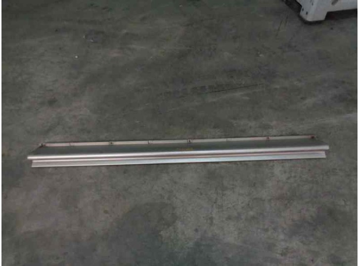 Recambio de spoiler talonera lateral derecha para kia sportage 2.0 turbodiesel cat referencia OEM IAM K02950830B 