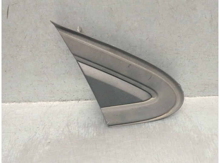 Recambio de molduras delanteras para volvo v40 hatchback (525) d2 referencia OEM IAM 31416474 31416474 