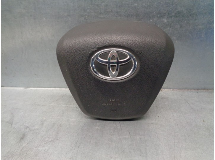Replacement front left airbag for Toyota Verso 2.0 D-4D Cat OEM IAM reference 451300F030 