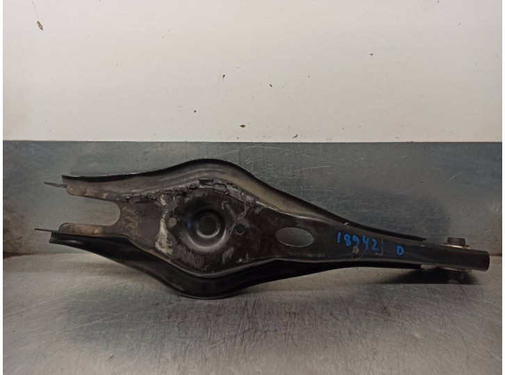 Replacement rear right lower suspension arm for kia xceed 1.4 tgdi cat OEM IAM reference 55220G4AA0 