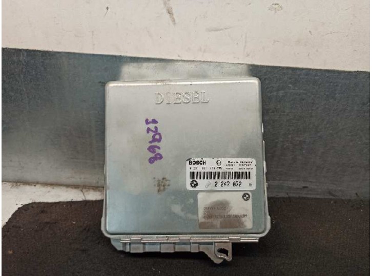 Recambio de centralita motor uce para bmw serie 5 berlina (e39) 525tds referencia OEM IAM 2247072 0281001373 BOSCH