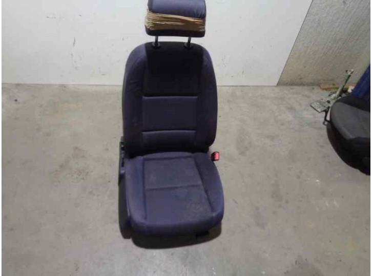 Recambio de asiento delantero derecho para audi a4 berlina (8e) 2.0 20v cat (alt) referencia OEM IAM 3373037 TELA AZUL 4 PUERTAS