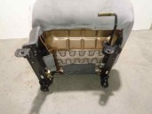 Recambio de asiento delantero derecho para kia sportage 2.0 turbodiesel cat referencia OEM IAM 3373041 TELA EN TONOS GRISES 5 PU