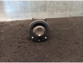 Recambio de mando retrovisor para renault clio ii fase ii (b/cb0) 1.5 dci diesel referencia OEM IAM 7700429992C  