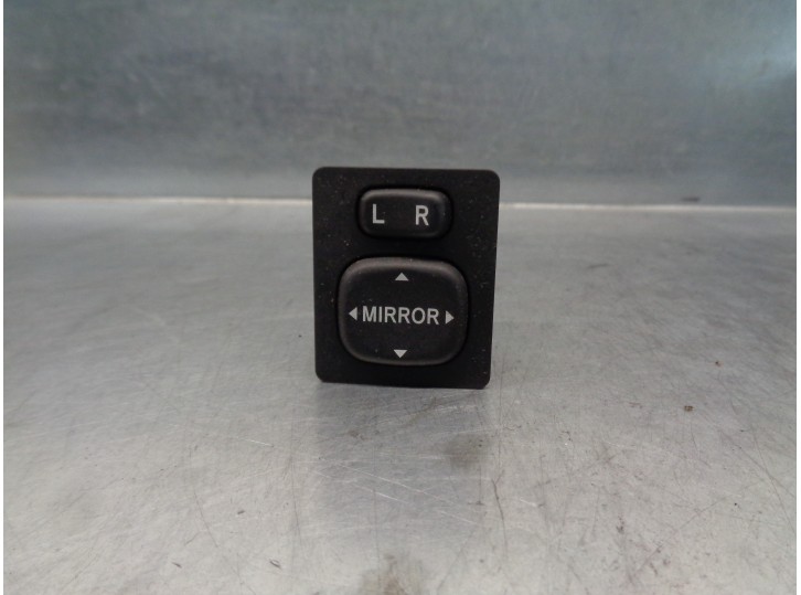 Recambio de mando retrovisor para toyota verso 2.0 d-4d cat referencia OEM IAM 848700F010  