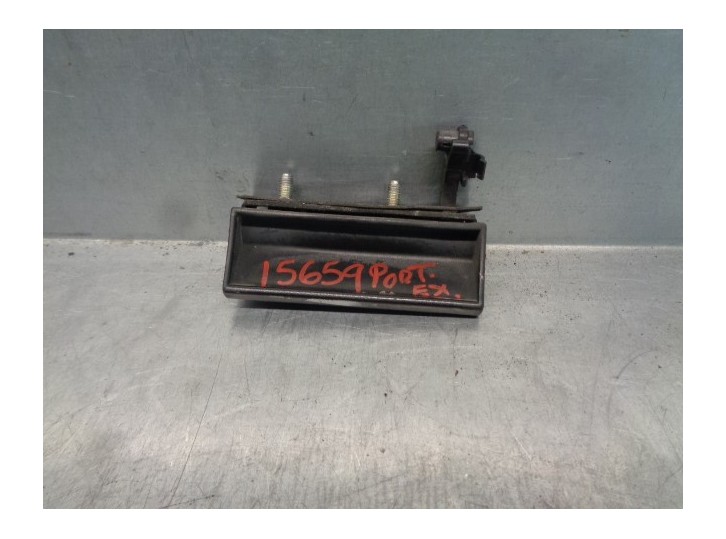 Replacement tailgate exterior handle for SsangYong Rodius XDi OEM IAM reference 6617403093 