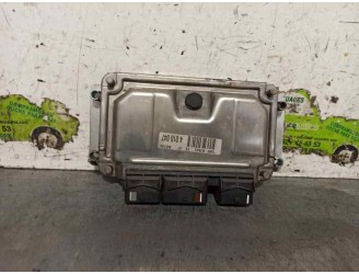 Recambio de centralita motor uce para citroën xsara berlina 1.6i 16v premier referencia OEM IAM 9651396380 0261206606 BOSCH