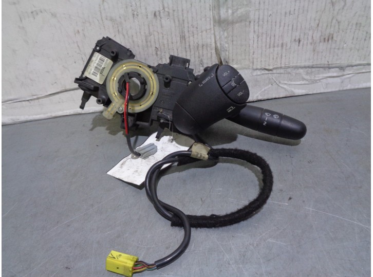 Recambio de mando luces para renault kangoo 1.5 dci diesel referencia OEM IAM 8200379529 