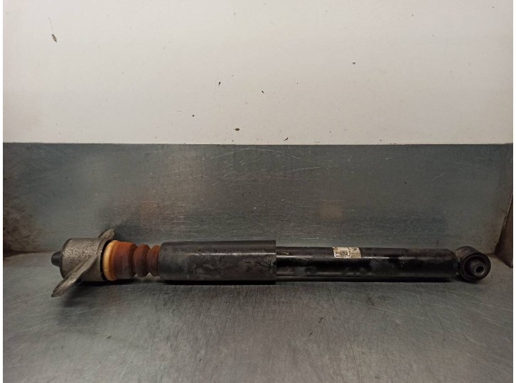 Recambio de amortiguador trasero derecho para kia xceed 1.4 tgdi cat referencia OEM IAM 55310J7RB0  