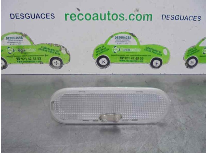 Recambio de luz interior para renault clio iii 1.4 16v referencia OEM IAM 8200074382  