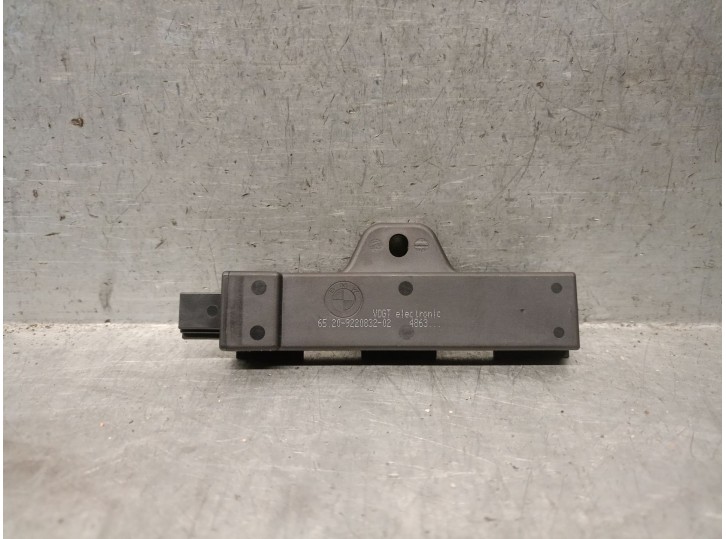 Recambio de antena para mini mini (f55) cooper s referencia OEM IAM 6520922083202 6520922083202 