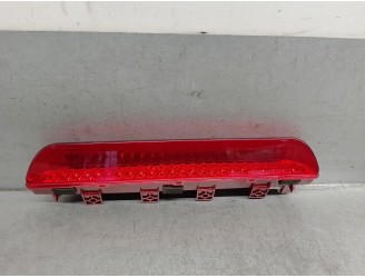 Recambio de luz central de freno para kia sportage 1.7 crdi cat referencia OEM IAM 927003W100  