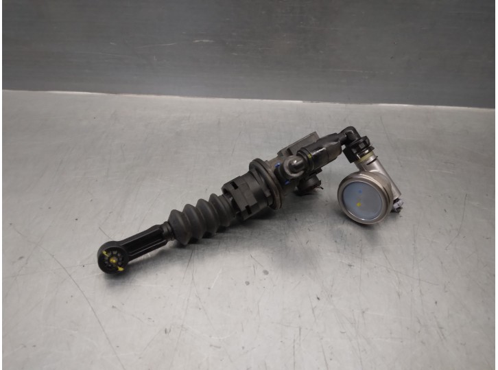 Recambio de bombin embrague para kia xceed 1.4 tgdi cat referencia OEM IAM 41600G3100 