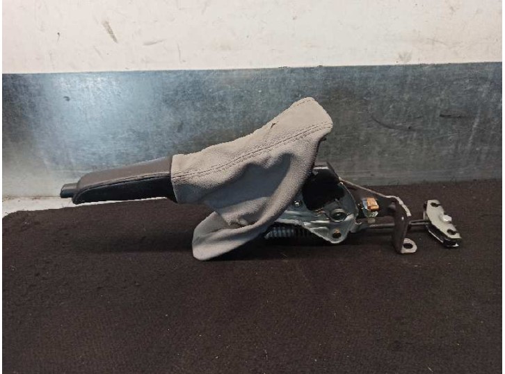 Handbrake lever replacement part for BMW 3 Series Touring (E91) 320d OEM IAM reference 34406782749 