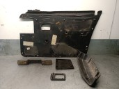 Recambio de guarnecido puerta delantera izquierda para peugeot 205 berlina 1.8 d generation referencia OEM IAM 96206550NY 9391X0