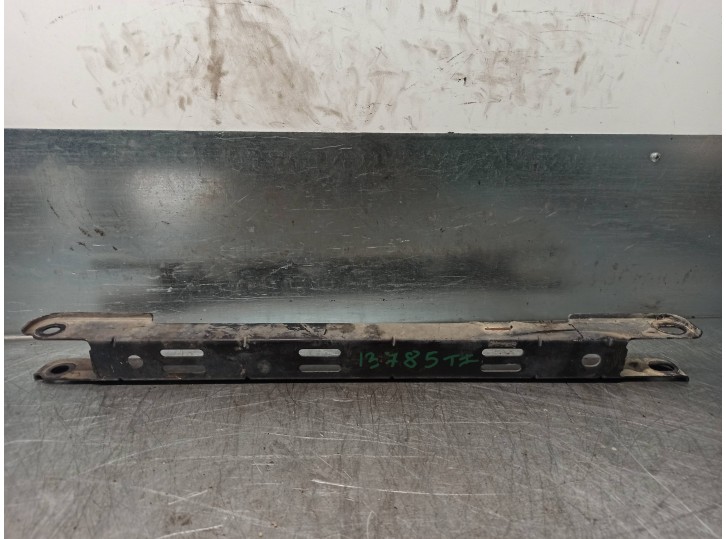 Recambio de brazo suspension superior trasero izquierdo para volvo xc70 2.4 diesel cat referencia OEM IAM 9200217  