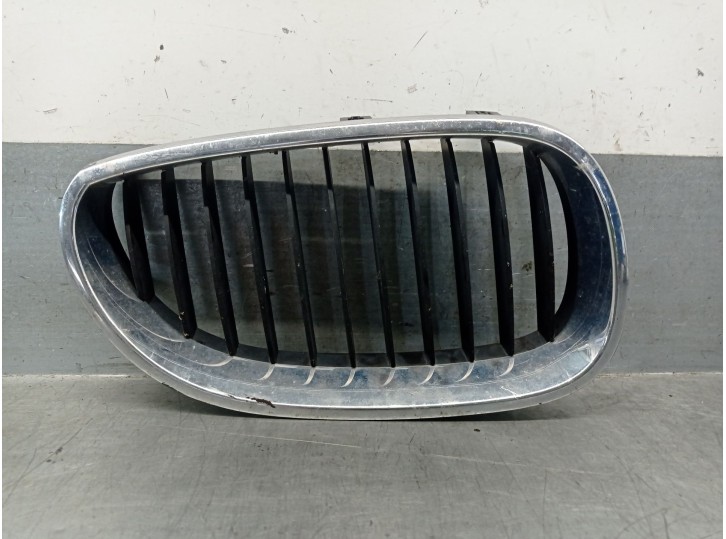 Recambio de rejilla delantera para bmw 5 touring (e61) 525 d referencia OEM IAM 51137065702 51137065702 