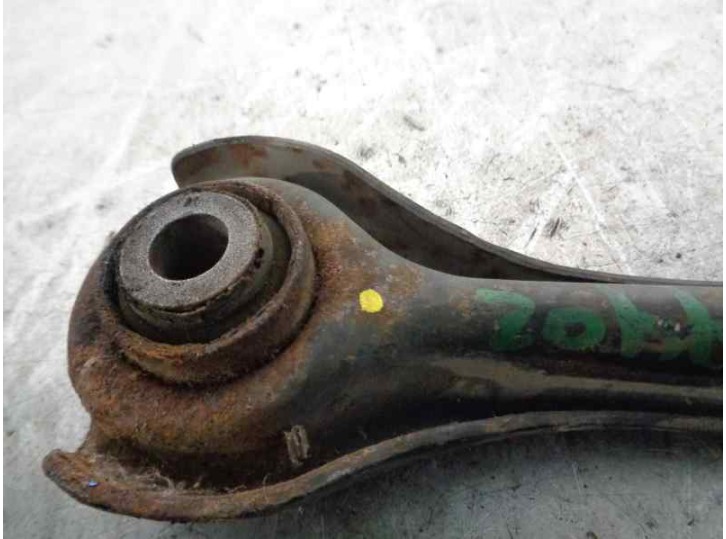 Recambio de brazo suspension superior trasero derecho para mercedes-benz clase e (w124) berlina referencia OEM IAM   