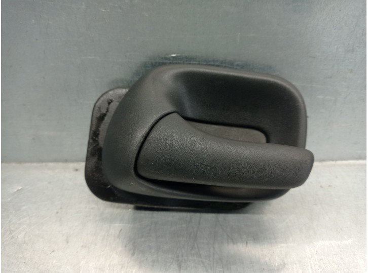 Recambio de maneta interior trasera izquierda para opel astra f berlina básico referencia OEM IAM 90381741 4 PUERTAS