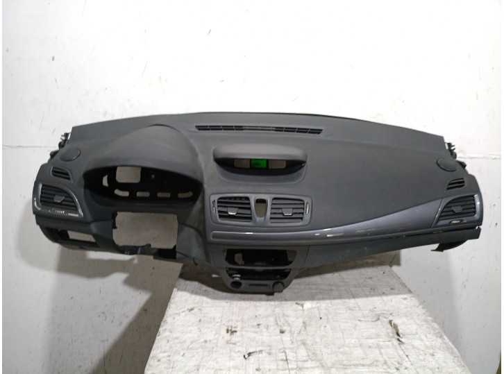 Recambio de salpicadero para renault megane iii grandtour (kz0/1) 1.2 tce (kz2b, kz11) referencia OEM IAM 681000021R 681000021R 