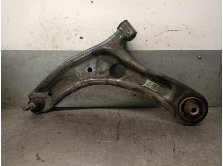 Recambio de brazo suspension inferior delantero izquierdo para kia stonic (yb) 1.2 cvvt referencia OEM IAM 54500H8500 54500H8500