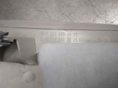 Recambio de molduras traseras para mercedes-benz clase e lim. (w213) e 220 d (213.004) referencia OEM IAM A2136901025 