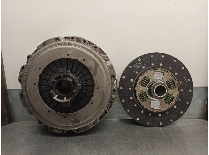Replacement clutch kit for » others... 3.9t 17s 120 M-Bus Vespino 130E OEM IAM reference 191426Z 191426Z VALEO