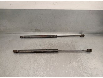 Recambio de amortiguadores capo para kia sorento ii (xm) 2.2 crdi referencia OEM IAM 811602P000  