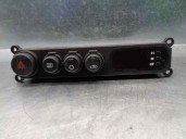 Replacement hazard warning switch for Kia Sportage 2.0 Turbodiesel CAT OEM IAM reference 3374408 