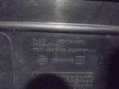 Recambio de molduras traseras para ssangyong rexton 2.7 turbodiesel cat referencia OEM IAM 7726508010  