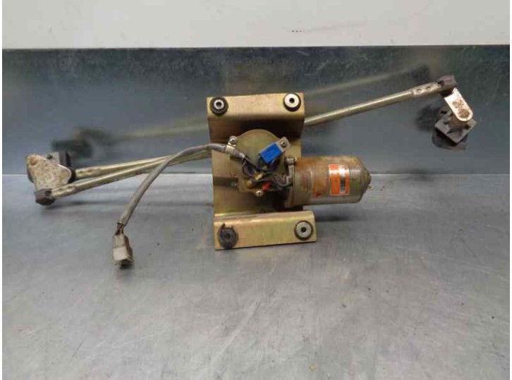 Recambio de motor limpia trasero para tata telco sport 1.9 referencia OEM IAM 26071120 