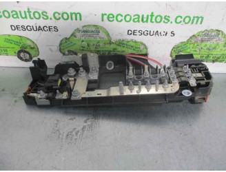 Recambio de caja reles / fusibles para ford transit caja cerrada ´06 2.2 tdci cat referencia OEM IAM 6C1T14A067E 