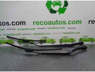 Recambio de brazo limpia delantero derecho para opel insignia berlina 2.0 cdti cat referencia OEM IAM 13227399 13227398 