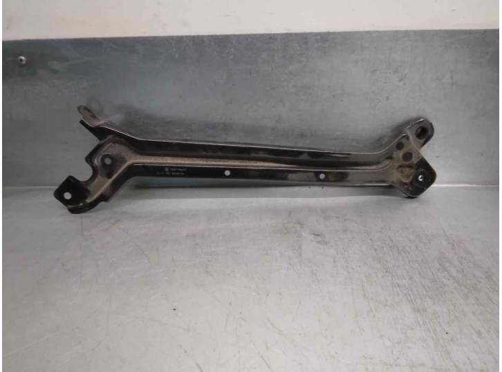 Recambio de soporte faro derecho para skoda superb (3v3) 2.0 tdi referencia OEM IAM 3V0806930 