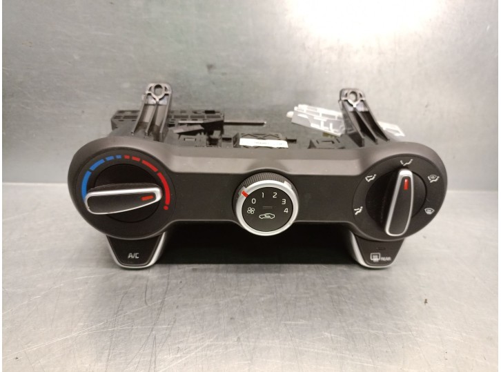 Recambio de mando calefaccion / aire acondicionado para kia stonic (yb) 1.2 cvvt referencia OEM IAM 97250H8120LEF 97250H8120LEF 