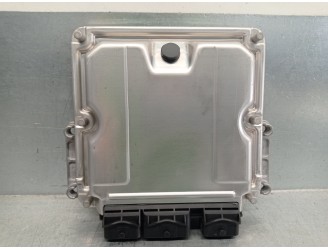 Recambio de centralita motor uce para citroën c5 berlina collection referencia OEM IAM 9652184480 0281011394 BOSCH