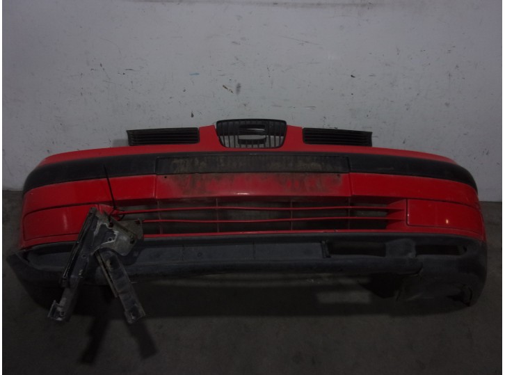 Replacement front bumper for Seat Ibiza (6K1) 1.9 TDI OEM IAM reference 6K0807221M RED 