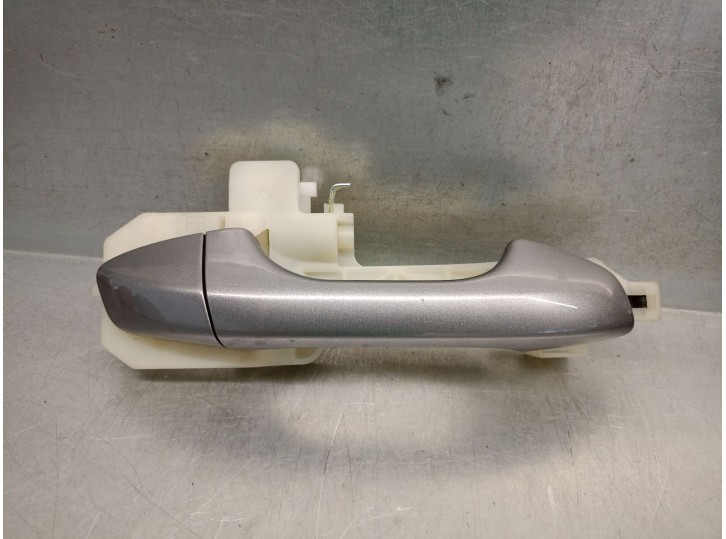 Recambio de maneta exterior delantera derecha para kia stonic (yb) 1.2 cvvt referencia OEM IAM 82661H8000 82661H8000 